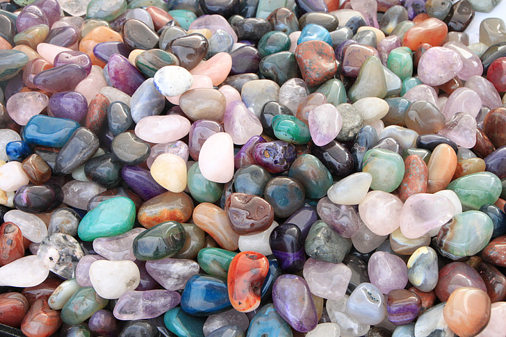 Coloured gemstones